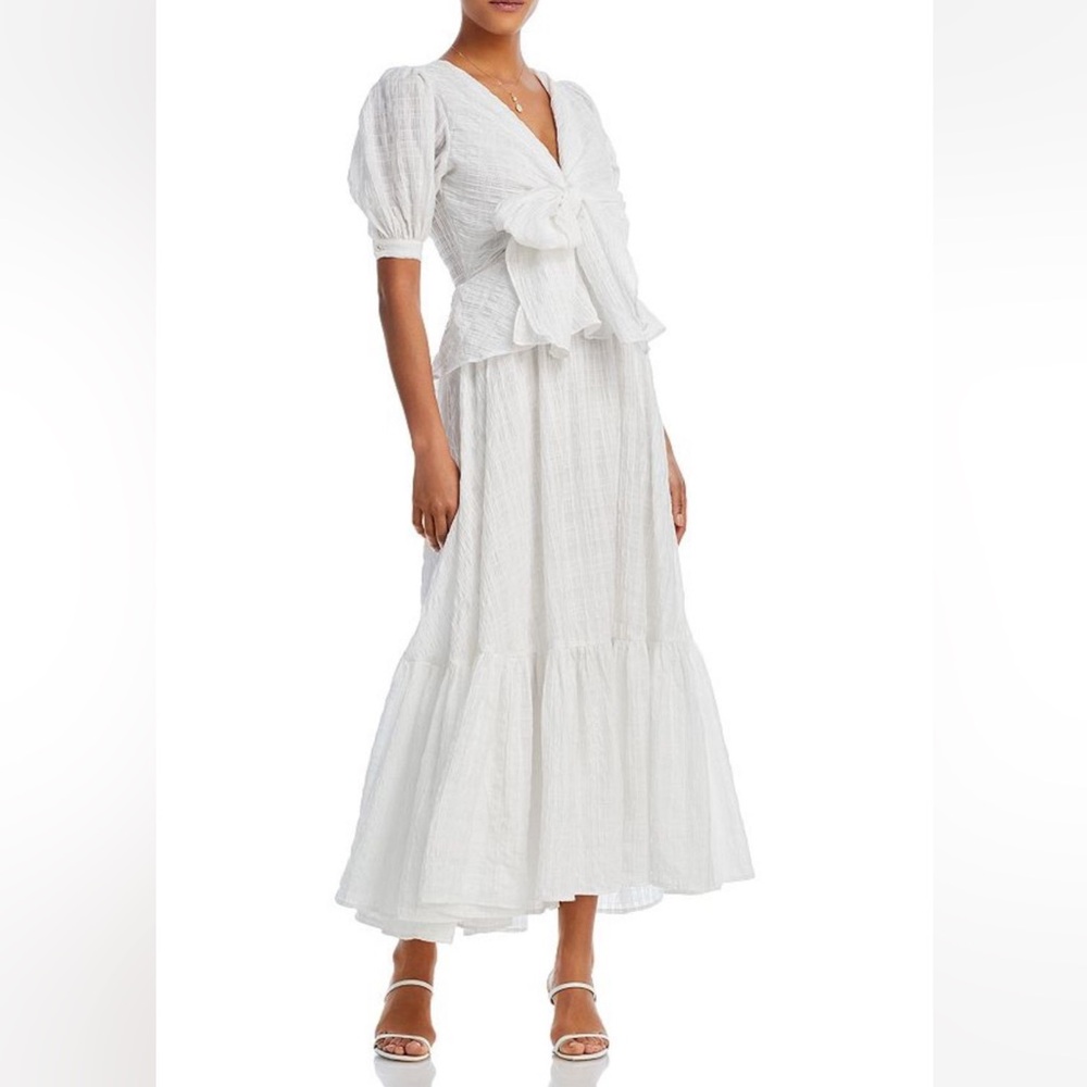 EVARAE Amber NWT Dress MSRP$530 W/a tie-front V neck with short puff sleeves.